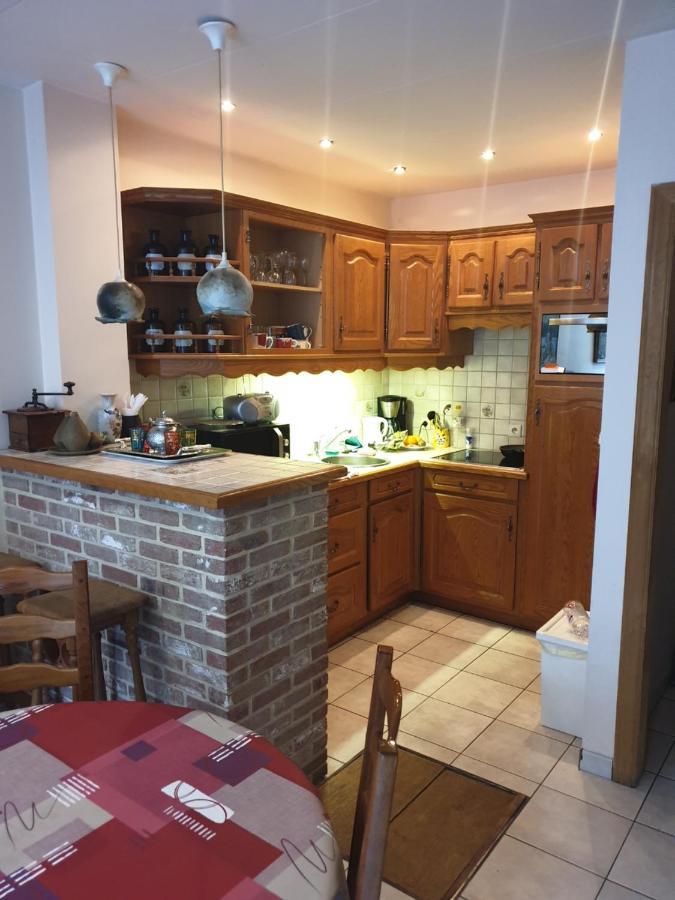 Rez De Chaussee - Erasme Bryssel Exteriör bild